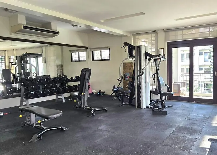 The Yanoa 2 Bedroom Guest house Manila