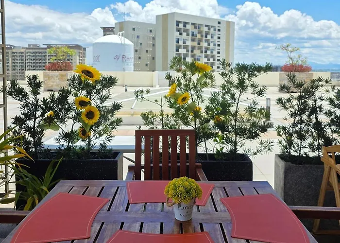 The Yanoa 2 Bedroom Guest house Manila